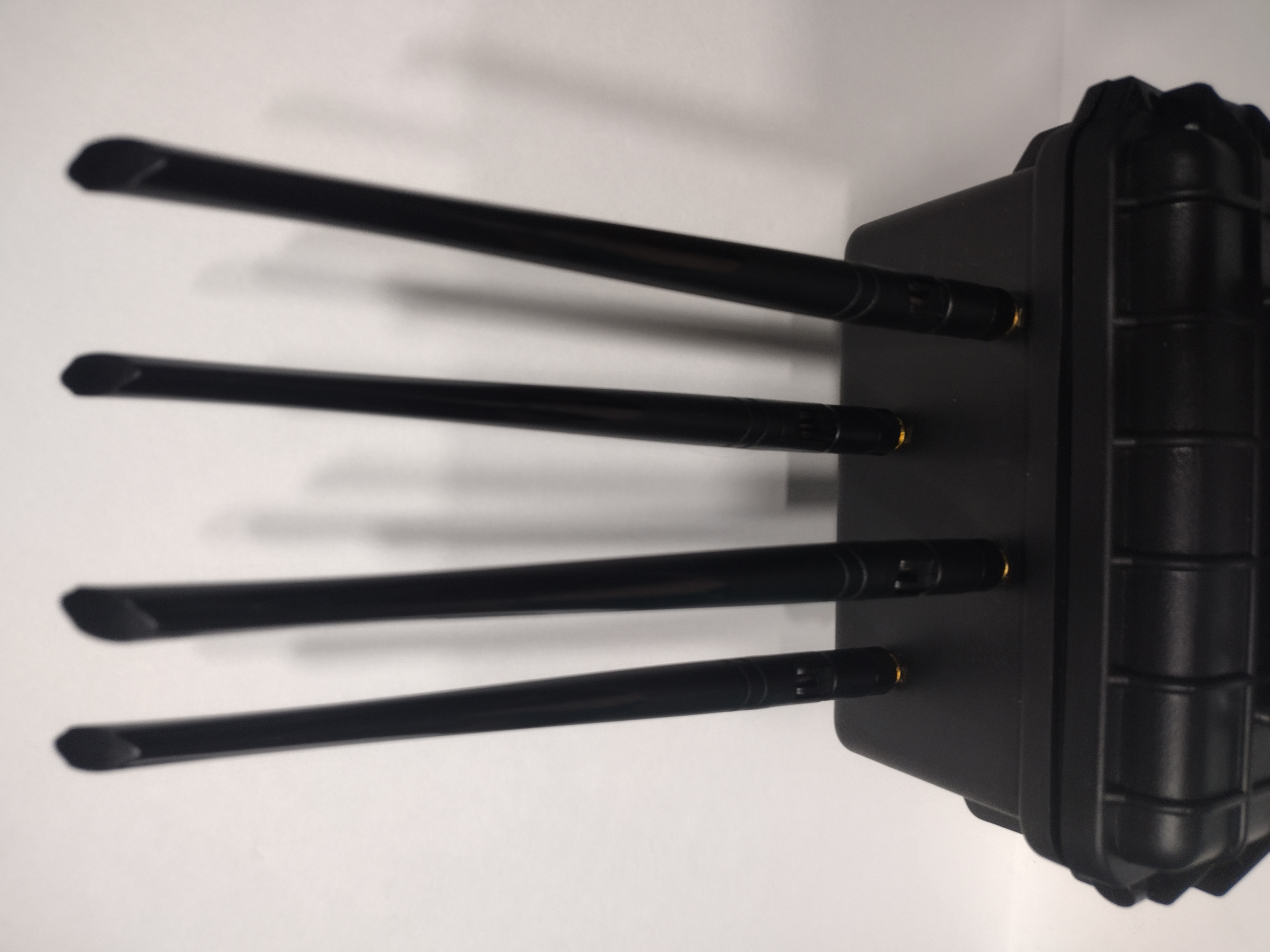 The top of the WASSUP case with four antennas mounted